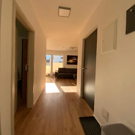 Apartment Comfort Mit Fasssauna Und Aussen Whirlpool Imsterberg
